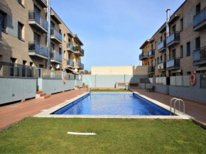 Apartamento en Sant Pere Pescador: 3 habitaciones, A/A, jardín y piscina comunitarios - ES-89-122